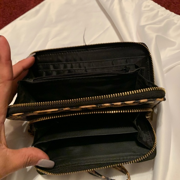 Wallet - Picture 2 of 2